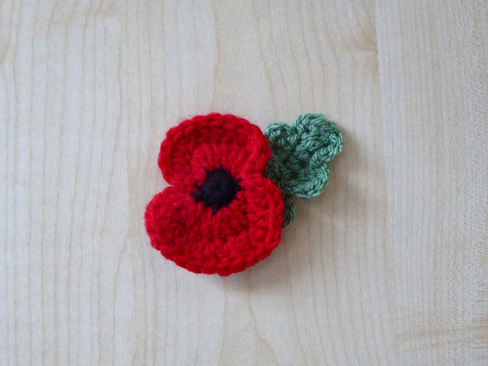Crochet poppy